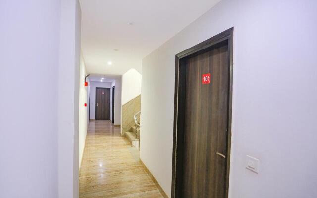 FabExpress Taj Home Stay
