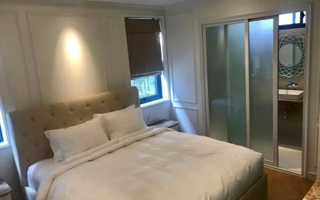 E3 Villa