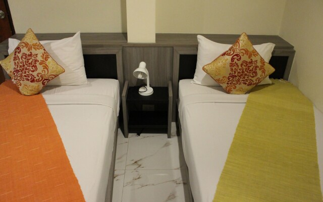 Samsensam Place Hotel
