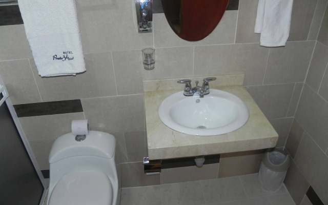 Hotel Prado 34 West