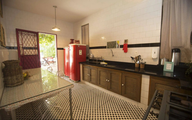 Beach House Ipanema - Hostel