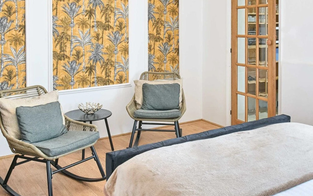 Host Stay Urban Nest