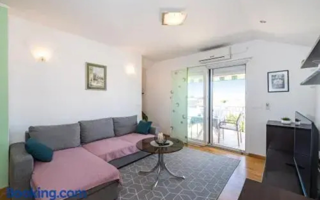 Apartment Višnja