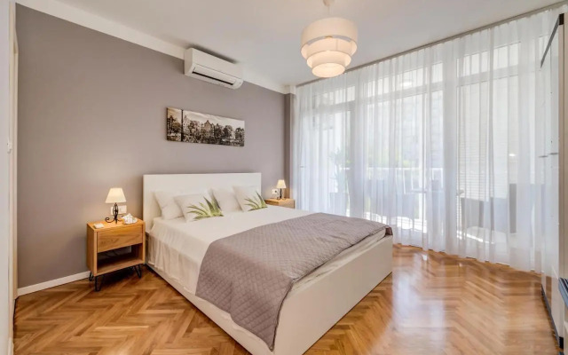 Room Nada