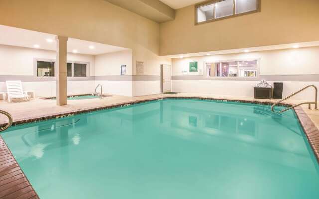 La Quinta Inn & Suites by Wyndham Dallas Mesquite