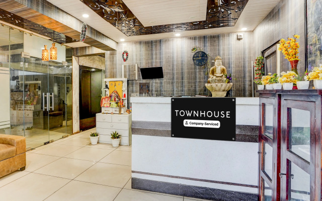 Townhouse Oak Sector 47 Near Medanta