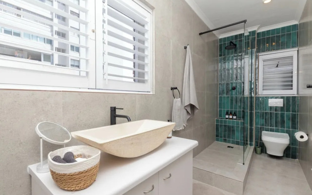 Mouille Point Studio Including Welcome Basket