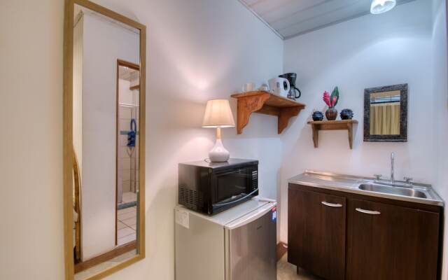 CariPro Apartments