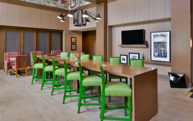 Hampton Inn & Suites St. Paul Oakdale/Woodbury