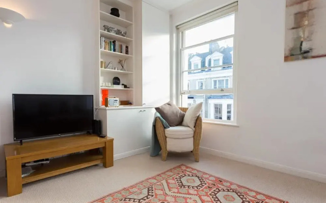 1 Bedroom Apartment in Notting Hill Accommodates 2