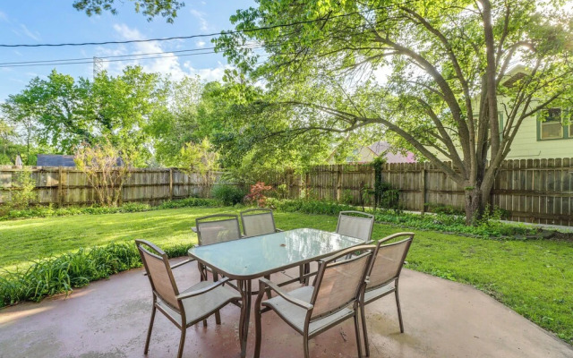 Harrison Family Home w/ Grill - Near Downtown!