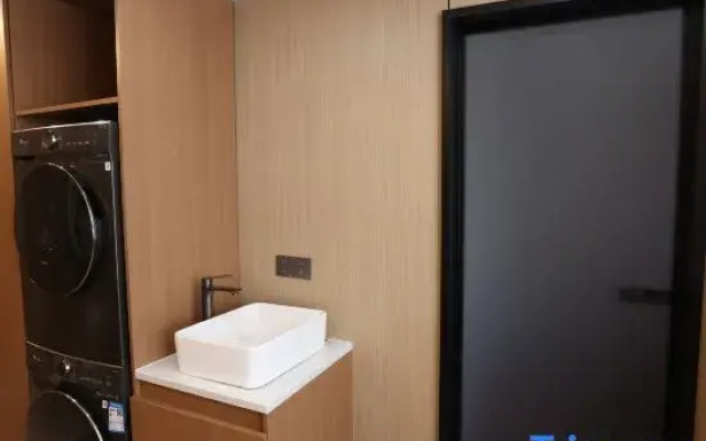 Yuejia Yasu Hotel (Fuding Dingrong Plaza)