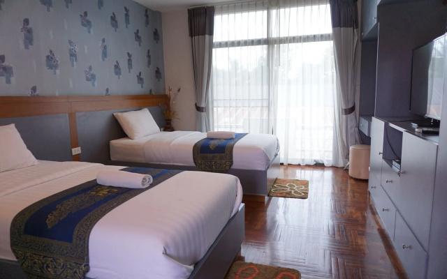 Phuruaboutique Hotel & Saunas