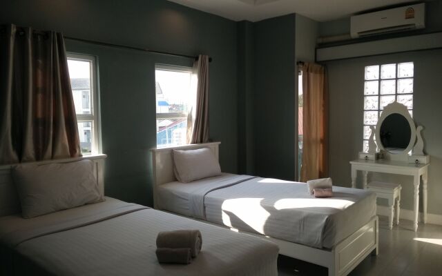 The Battery Park Midtown Boutique Hotel