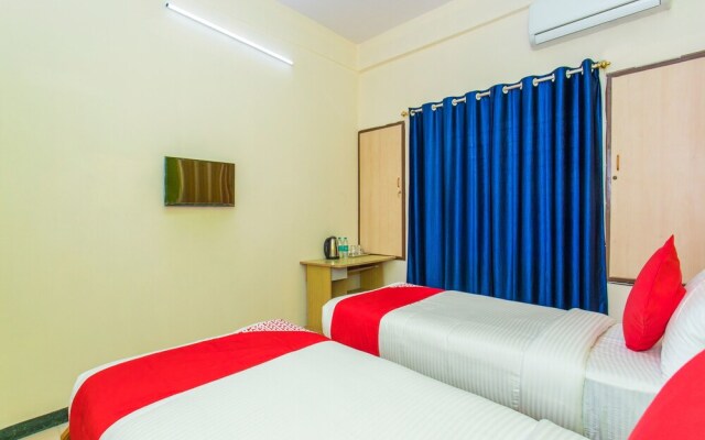 OYO 16572 Pk Suites Inn