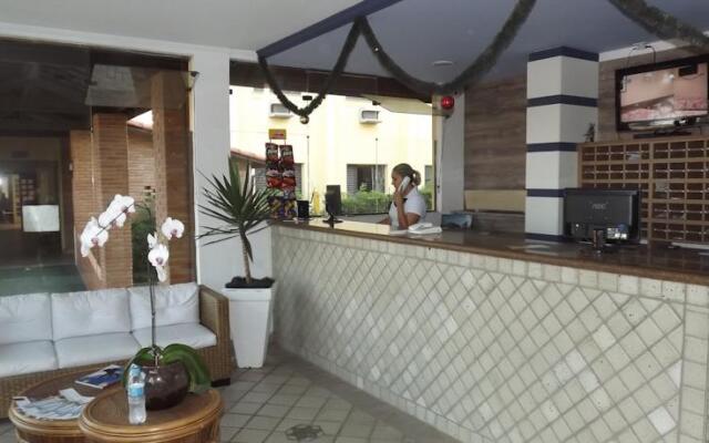 27 Praia Hotel