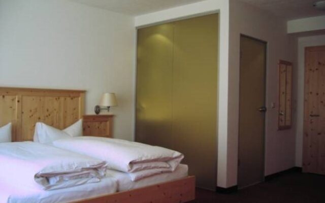 Hotel Troschana