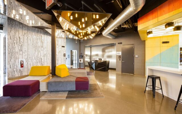 Aloft Austin Airport