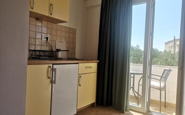Apartments Tri Palme