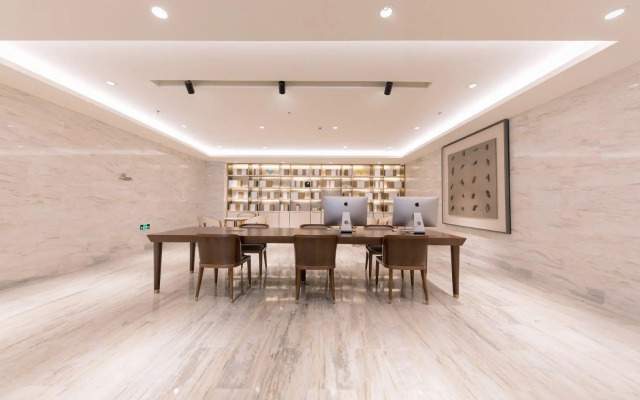Ji Hotel (Shanghai Hongqiao Airport Konggang)