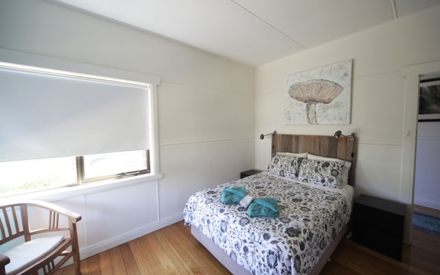 The Tickled Trout – Guest Rooms – West Ulverstone