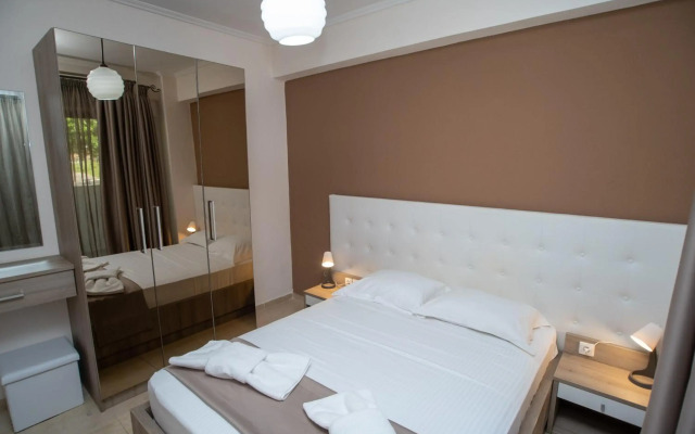 Lagaria Hotel & Apartments