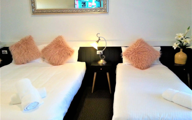 Kurri Motor Inn