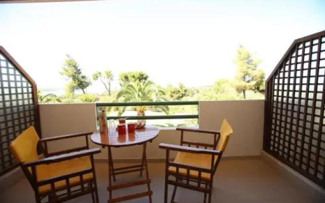 Elena Appartements & Studios