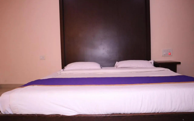 Smilestay BNS Lodge
