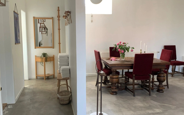 Sostrup Slot og Kloster