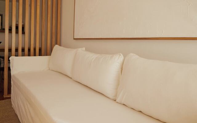 Hestia at Arenales 2200