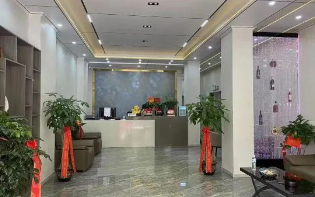Nandan Pengcheng Hotel