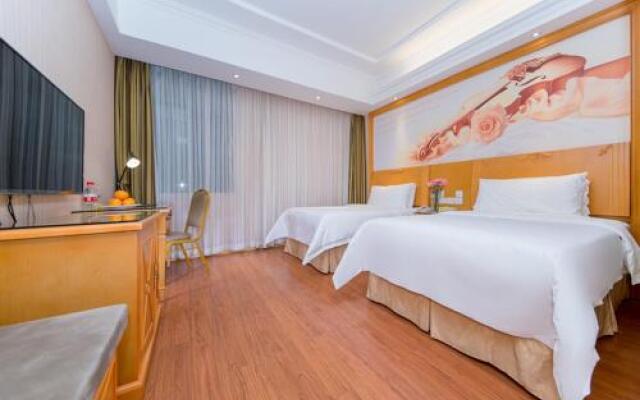 Vienna Hotel Hubei Xiangyang Tanxi Road