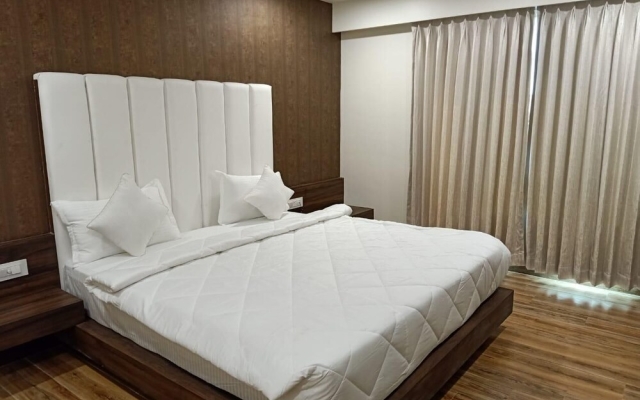 Hotel Arsh Inn