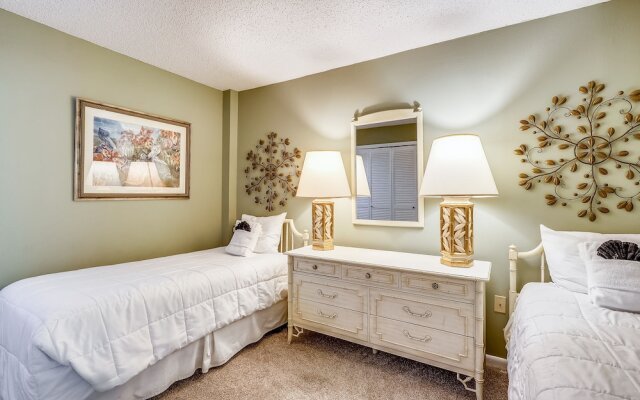 Inlet Reef 617 2 Bedroom Condo by RedAwning