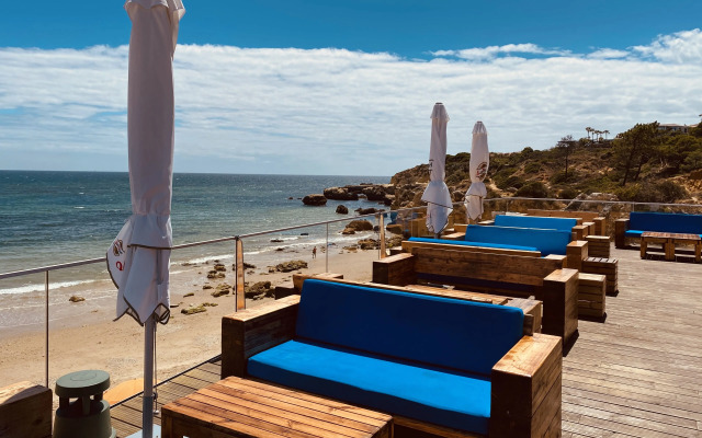 Borda d'Água, Praia da Oura