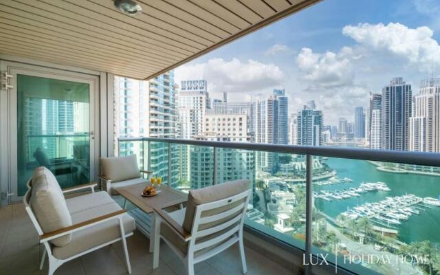 LUX - Ultimate Marina View Deluxe Suite