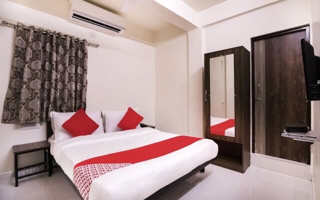 Oyo Flagship 39798 Nirmala Convent Road