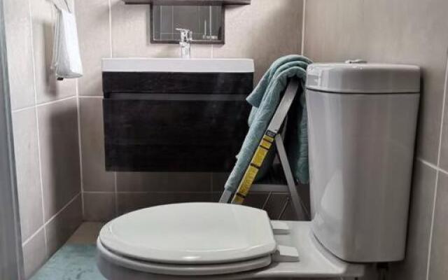 Bryanston one bed apartment