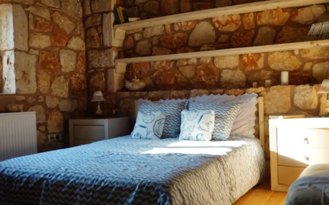 Ariadne Eco Retreat