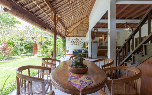 Villa Poppy Seminyak