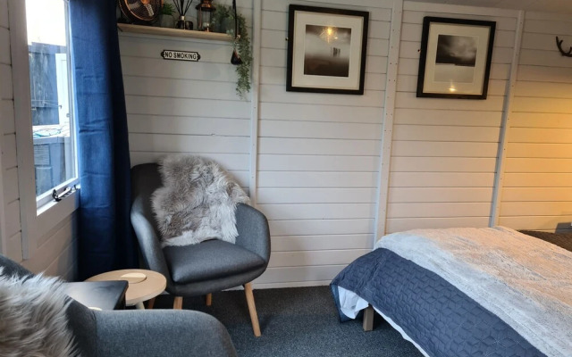 The Little Hide - Adult Only Camping Pods