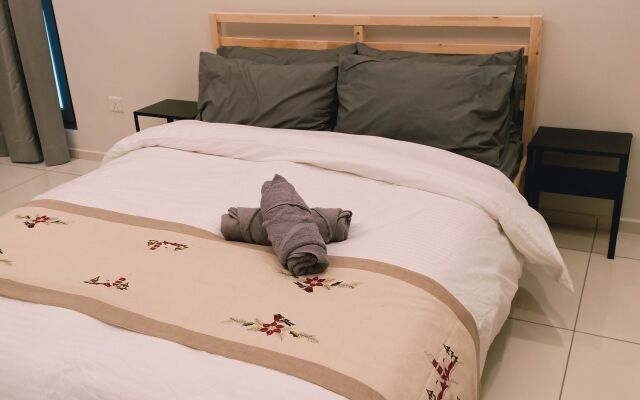 The Robertson by Matahari Suites