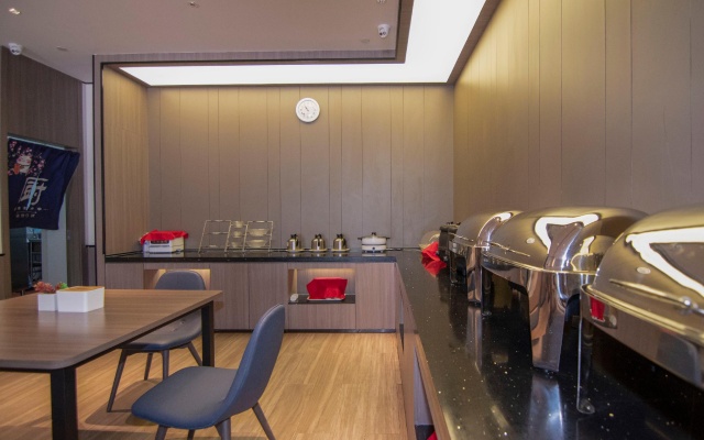 Elan Boutique Hotel Beijing Happy Valley Wang Siying Bridge – Guest Rooms – Beijing