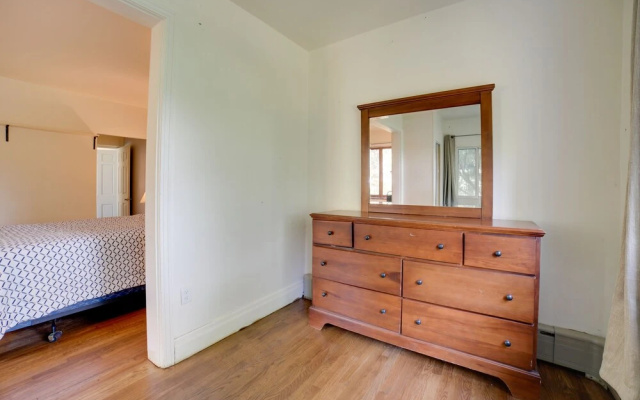 Charming Pittsburgh Home ~ 2 Mi to Downtown