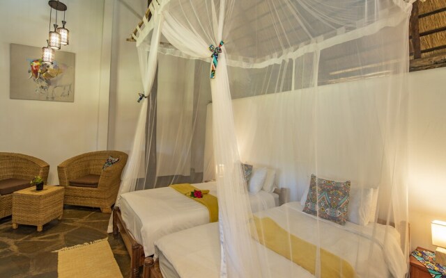 Pioneer Lodge Camp and Safaris