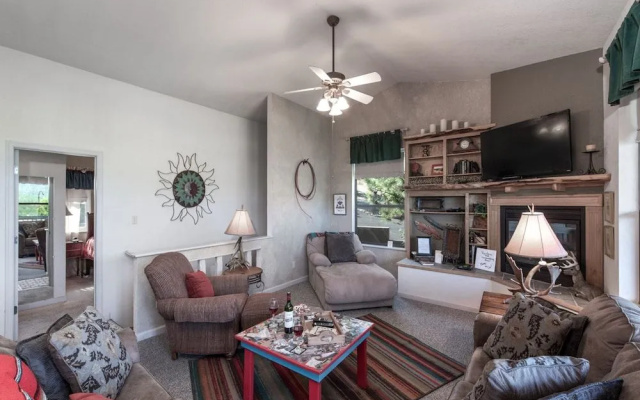 Robins Nest by Ruidoso Vacation Rentals
