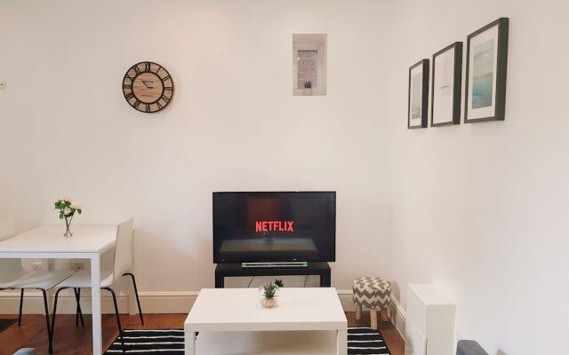 BlueOne Serviced Apartments-Sandon House