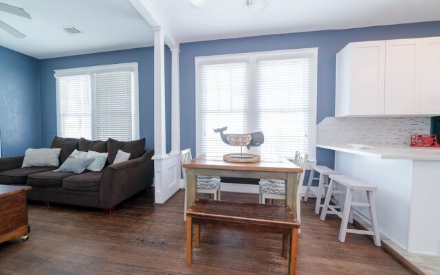 Out Of The Blue 2 Bedroom Home