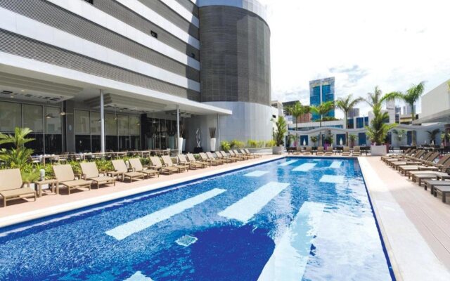 Hotel Riu Plaza Panama